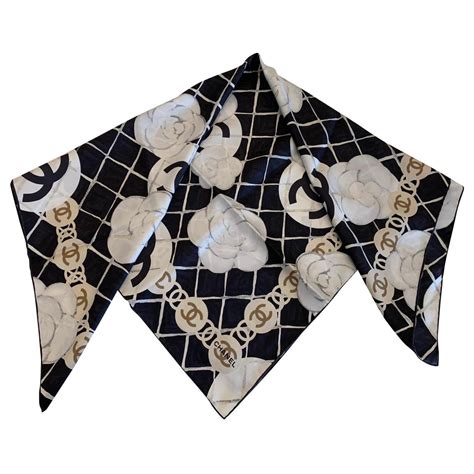 foulard chanel noir et blanc|Foulards — Mode .